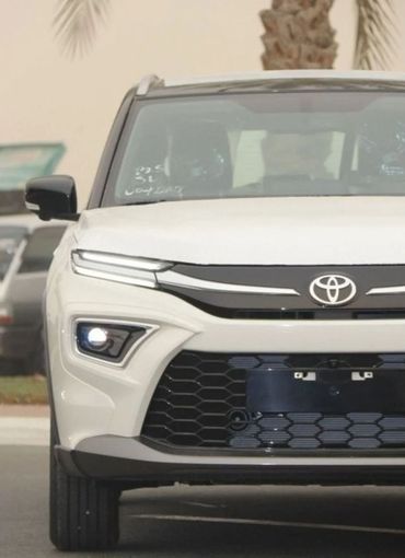 New Toyota Urban Cruiser III, 1.5 l, 2023 in Dubai by Mohamed Hakim Motors, White color. GCC Specs | AUTO.AE