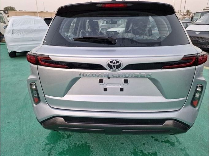 New Toyota Urban Cruiser III, 1.5 l, 2024 in Dubai by Mohamed Hakim Motors, Silver color. GCC Specs | AUTO.AE