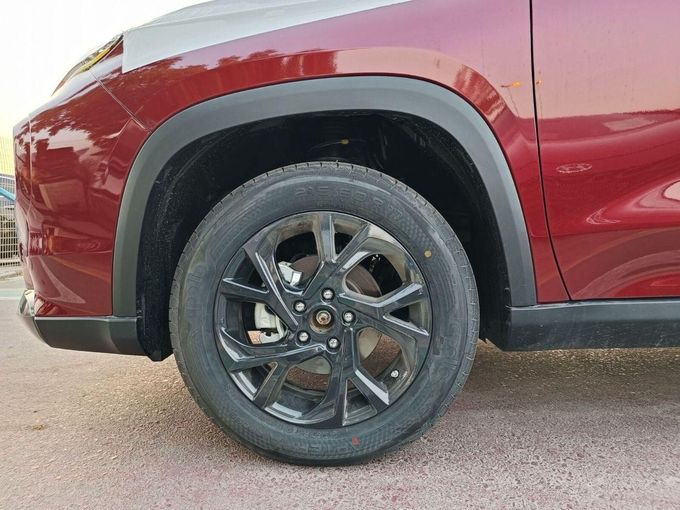 New Toyota Urban Cruiser III, 1.5 l, 2025 in Dubai by SK Motors, Red color. GCC Specs | AUTO.AE