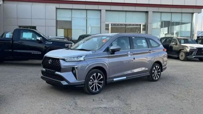 New Toyota Veloz, 1.5 l, 2023 in Dubai by Mohamed Hakim Motors, Grey color. GCC Specs | AUTO.AE