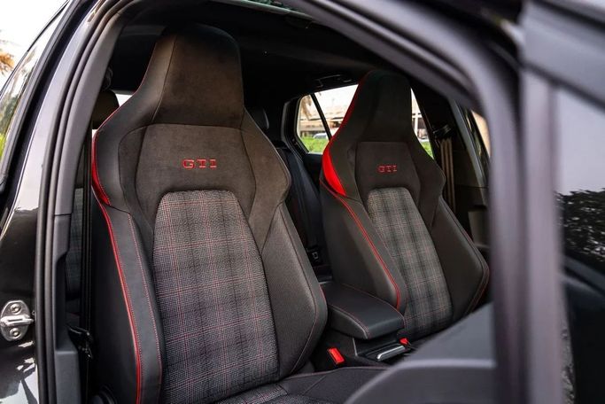 New Volkswagen Golf GTI VIII Facelift, 2.0 l, 2024 in Dubai by Altass Motors, Black color. Other | AUTO.AE