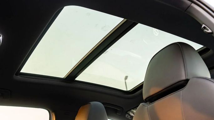 New Volkswagen ID.4, 2020 in Dubai by Altass Motors, White color. Other | AUTO.AE