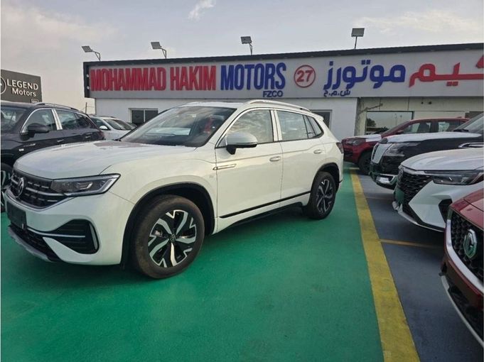 New Volkswagen ID.4, 2024 in Dubai by Mohamed Hakim Motors, White color. Chinese Specs | AUTO.AE