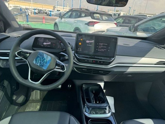 New Volkswagen ID.4, 2023 in Dubai by Mohamed Hakim Motors, Grey color. Other | AUTO.AE