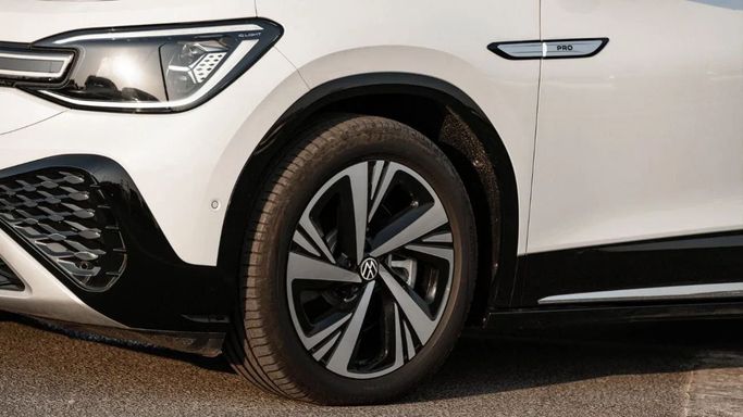 New Volkswagen ID.6, 2021 in Dubai by Altass Motors, White color. Other | AUTO.AE