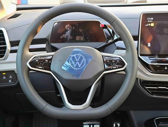 Новый Volkswagen ID.6, 2024 в Дубае от SK Motors Синий цвет. Other | AUTO.AE