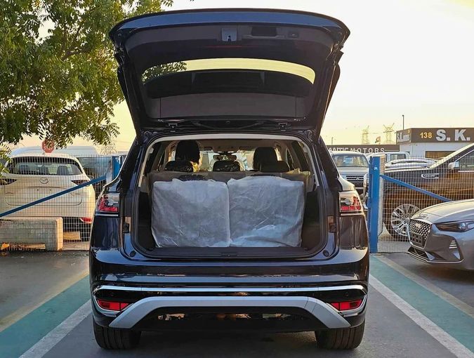 Новый Volkswagen ID.6, 2024 в Дубае от SK Motors Синий цвет. Other | AUTO.AE