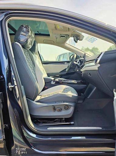 Новый Volkswagen ID.6, 2024 в Дубае от SK Motors Синий цвет. Other | AUTO.AE