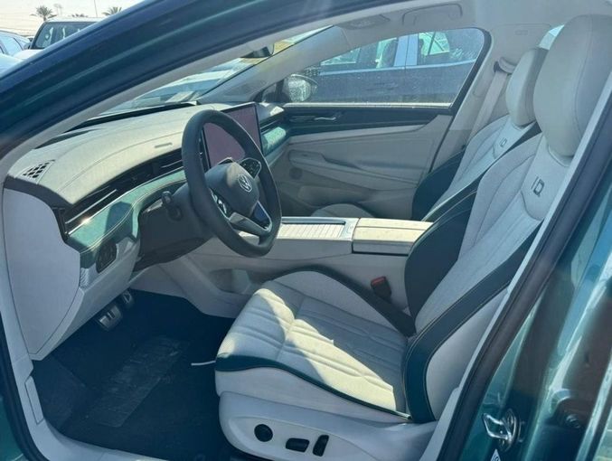 Новый Volkswagen ID.7, 2024 в Дубае от Mohamed Hakim Motors Зеленый цвет. Other | AUTO.AE