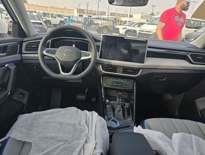 Новый Volkswagen Tayron I Рестайлинг, 1.4 л, 2024 в Дубае от Mohamed Hakim Motors Белый цвет. Китайская | AUTO.AE
