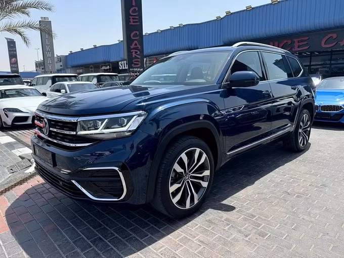 Подержанный Volkswagen Teramont I Рестайлинг, 3.6 л, 2023 в Дубае от Nice Cars Motos Черный цвет. GCC | AUTO.AE