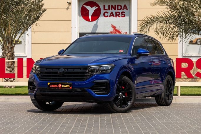 Used Volkswagen Touareg III, 3.0 l, 2023 in Dubai by Linda Cars, Blue color. GCC Specs | AUTO.AE