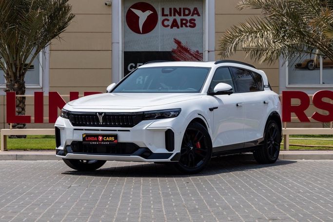 New Voyah Free I Facelift, 1.5 l, 2025 in Dubai by Linda Cars, White color. Chinese Specs | AUTO.AE