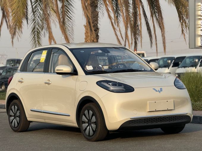 New Wuling Binguo, 2025 in Dubai by MENAMOTORS, White color. Chinese Specs | AUTO.AE