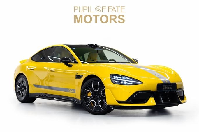 Новый Xiaomi SU7 Ultra, 2025 в Дубае от PUPIL OF FATE MOTORS Желтый цвет. Other | AUTO.AE