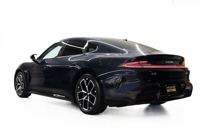 Новый Xiaomi SU7, 2024 в Дубае от PUPIL OF FATE MOTORS Черный цвет. Other | AUTO.AE
