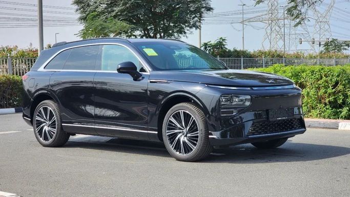 Новый Xpeng G9, 2024 в Дубае от Alwan Global Cars Черный цвет. Other | AUTO.AE