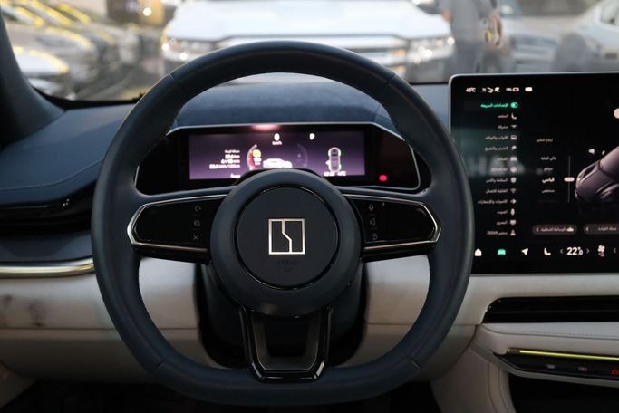 Новый Zeekr 001, 2024 в Дубае от Top Euro Cars Голубой цвет.  | AUTO.AE