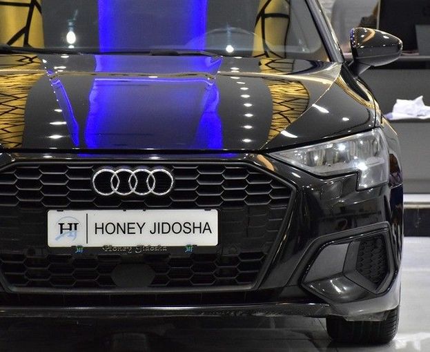 Used Audi A3 35 TFSI IV (8Y), 1.4 l, 2022 in Sharjah by Honey Gidosha Used Cars Tr., Black color.  | AUTO.AE
