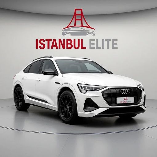 Подержанный Audi e-tron 50 I, 2023 в Шардже от Istanbul Elite Used Cars Белый цвет. Канадская | AUTO.AE