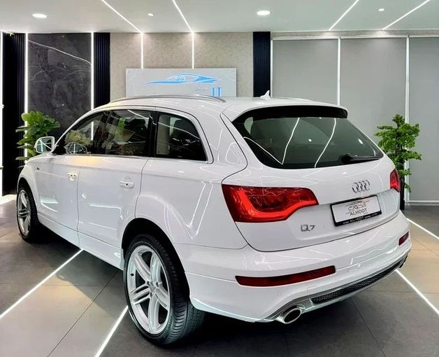 Used Audi Q7 I (4L) Facelift, 3.0 l, 2014 in Sharjah by Ayoon Alhoot Motors, White color. GCC Specs | AUTO.AE