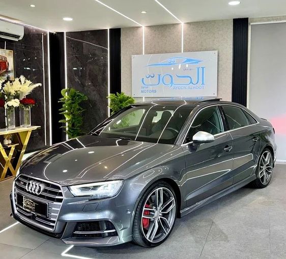 Подержанный Audi S3 III (8V) Рестайлинг, 2.0 л, 2019 в Шардже от Ayoon Alhoot Motors Серый цвет. GCC | AUTO.AE