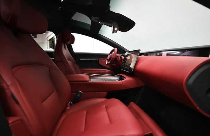 New Avatr 12, 1.5 l, 2025 in Sharjah by Al Qassem Cars Trading, White color. Other | AUTO.AE