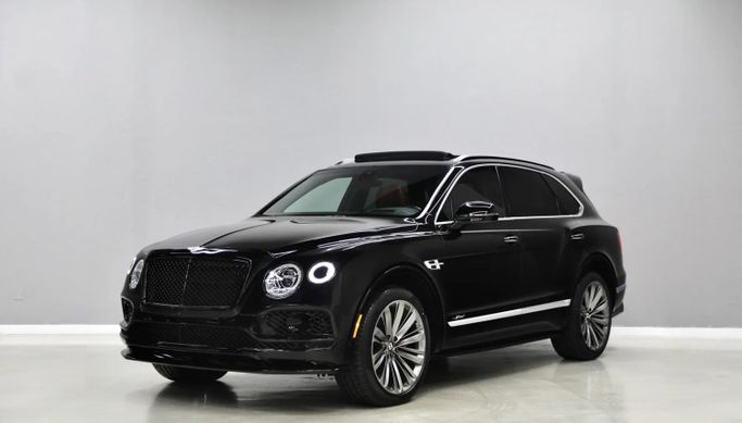 Подержанный Bentley Bentayga I, 6.0 л, 2020 в Шардже от Al Qassem Cars Trading Черный цвет. Американская | AUTO.AE