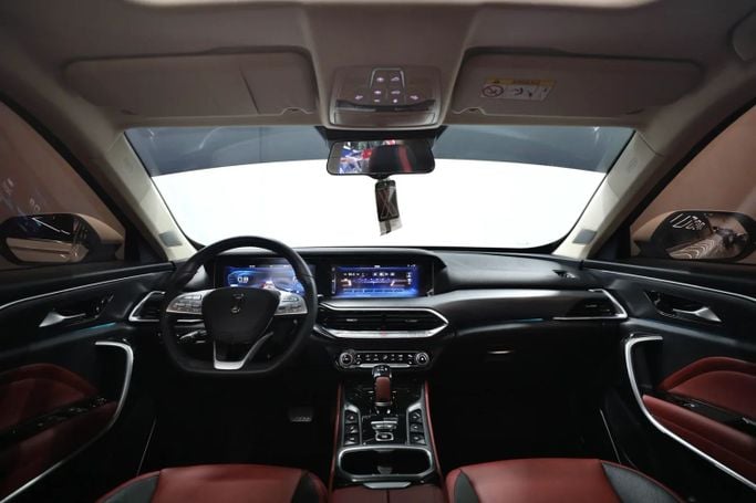 Подержанный Bestune T77, 1.5 л, 2022 в Шардже от Al Qassem Cars Trading Белый цвет. GCC | AUTO.AE
