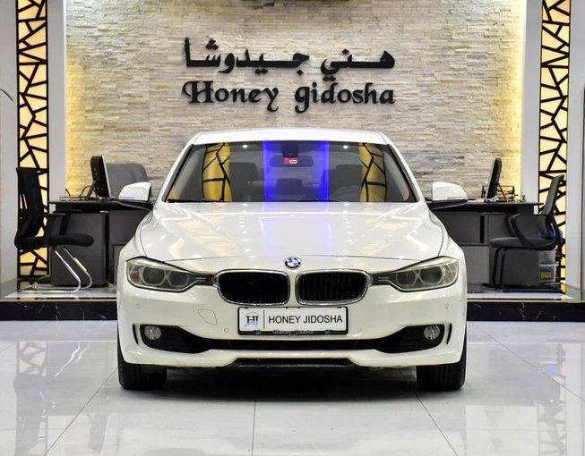 Used BMW 3 Series 320i VI (F3x), 2.0 l, 2014 in Sharjah by Honey Gidosha Used Cars Tr., White color. GCC Specs | AUTO.AE
