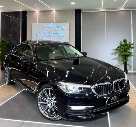Used BMW 5 Series 540i VII (G30/G31), 3.0 l, 2019 in Sharjah by Ayoon Alhoot Motors, Black color. GCC Specs | AUTO.AE