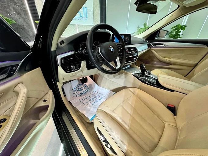 Used BMW 5 Series 540i VII (G30/G31), 3.0 l, 2019 in Sharjah by Ayoon Alhoot Motors, Black color. GCC Specs | AUTO.AE