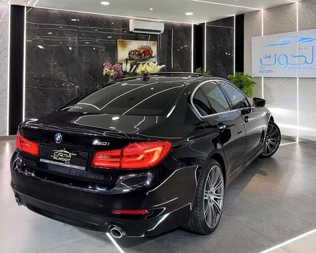 Used BMW 5 Series 530i VII (G30/G31), 2.0 l, 2019 in Sharjah by Ayoon Alhoot Motors, Black color. GCC Specs | AUTO.AE
