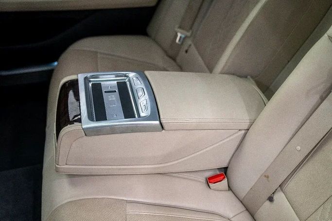 Подержанный BMW 7 Series 730Li VI (G11/G12) Рестайлинг, 2 л, 2022 в Шардже от Almarid Motors Черный цвет. GCC | AUTO.AE