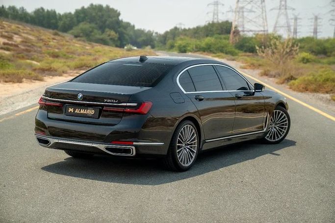 Подержанный BMW 7 Series 730Li VI (G11/G12) Рестайлинг, 2 л, 2022 в Шардже от Almarid Motors Черный цвет. GCC | AUTO.AE