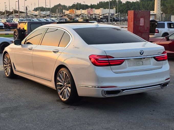 Used BMW 7 Series 750i xDrive VI (G11/G12), 4.4 l, 2017 in Sharjah, White color. GCC Specs | AUTO.AE