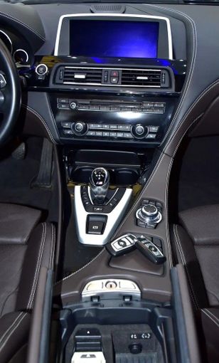 Used BMW M6 III (F06/F13/F12), 4.4 l, 2014 in Sharjah by Honey Gidosha Used Cars Tr., Brown color.  | AUTO.AE