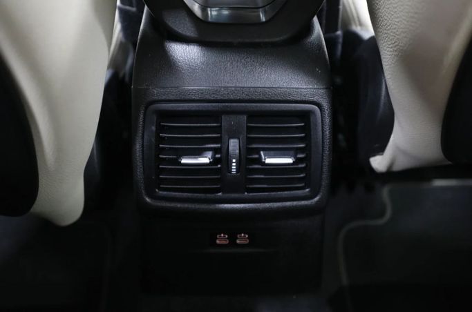 Подержанный BMW X2 sDrive20i I (F39), 2.0 л, 2020 в Шардже от Al Qassem Cars Trading Черный цвет. GCC | AUTO.AE