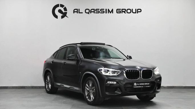 Подержанный BMW X4 20i II (G02), 2.0 л, 2020 в Шардже от Al Qassem Cars Trading Черный цвет. Корейская | AUTO.AE