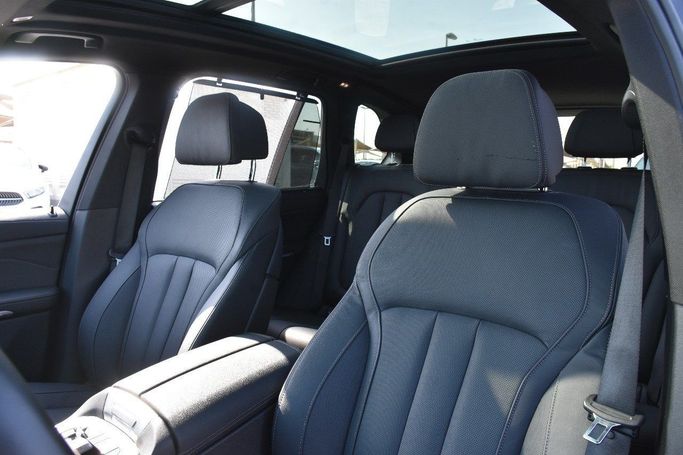 مستعملة BMW X5 45e IV (G05/G18), 3.0 l, 2021 في في الشارقة من Alfaris Used Cars، اللون أزرق.  | AUTO.AE