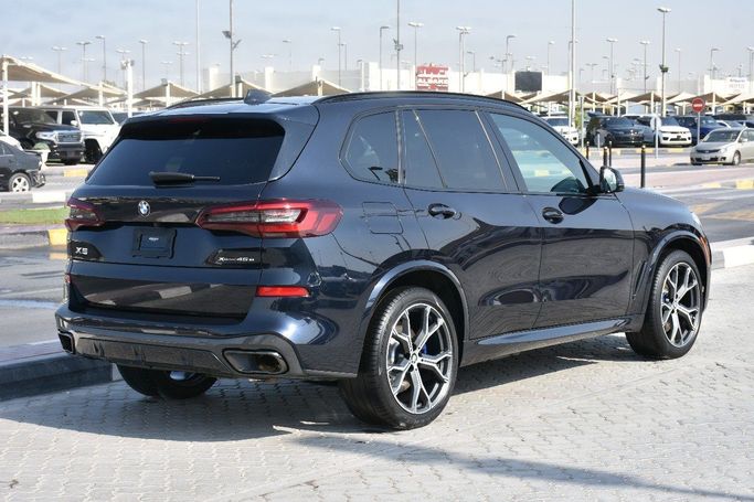 مستعملة BMW X5 45e IV (G05/G18), 3.0 l, 2021 في في الشارقة من Alfaris Used Cars، اللون أزرق.  | AUTO.AE