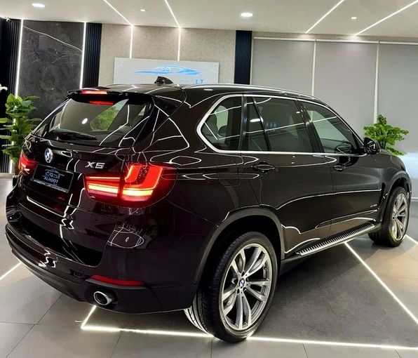 مستعملة BMW X5 35i III (F15), 3.0 l, 2016 في في الشارقة من Ayoon Alhoot Motors، اللون بني. مواصفات الخليج | AUTO.AE