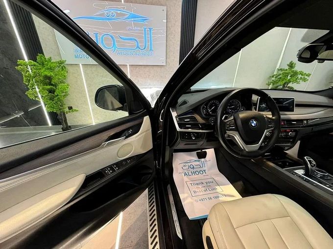 مستعملة BMW X5 35i III (F15), 3.0 l, 2016 في في الشارقة من Ayoon Alhoot Motors، اللون بني. مواصفات الخليج | AUTO.AE