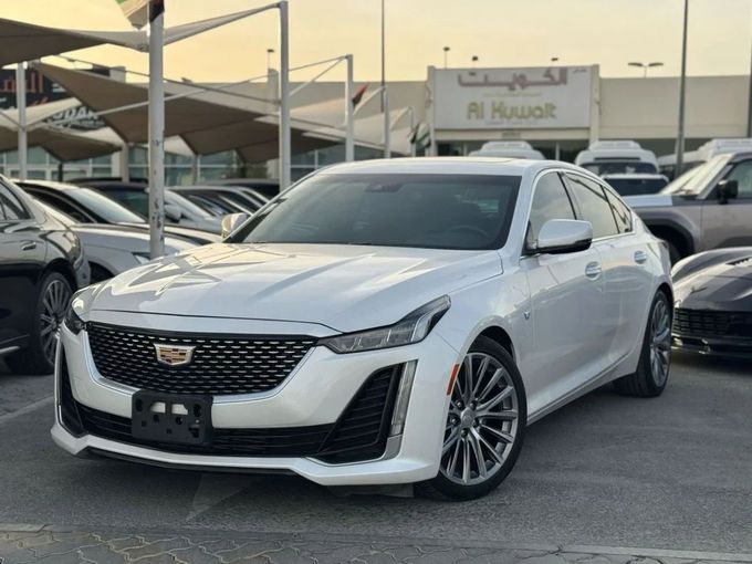 Подержанный Cadillac CT5 I, 3.0 л, 2020 в Шардже от Nour Alnukhba Motors Белый цвет. GCC | AUTO.AE
