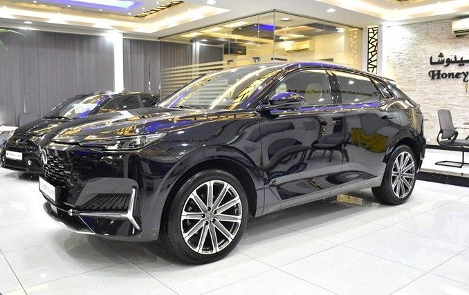 Подержанный Changan UNI-K, 2.0 л, 2020 в Шардже от Honey Gidosha Used Cars Tr. Черный цвет.  | AUTO.AE
