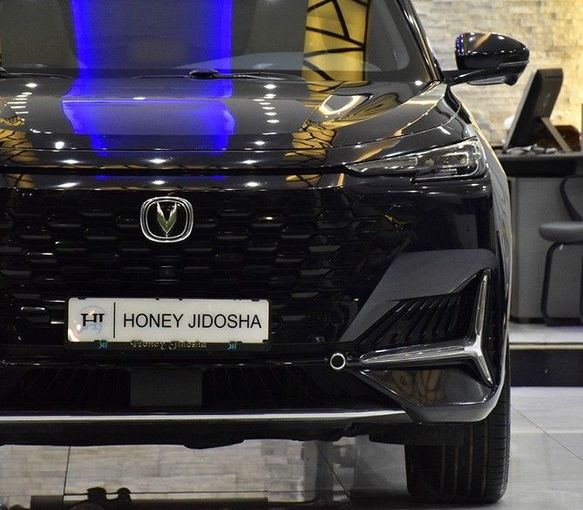 Подержанный Changan UNI-K, 2.0 л, 2020 в Шардже от Honey Gidosha Used Cars Tr. Черный цвет.  | AUTO.AE