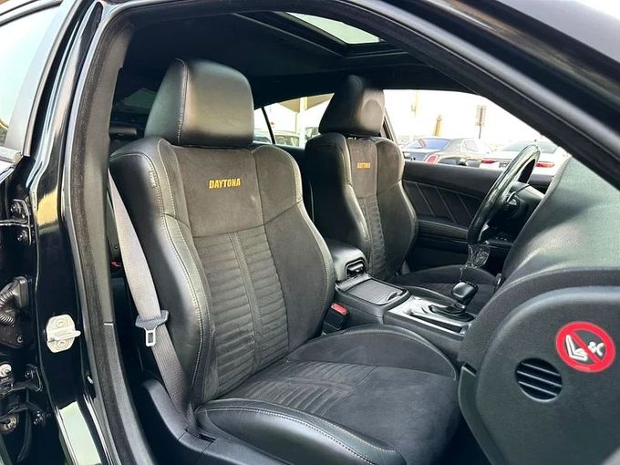Подержанный Dodge Charger R_T VI (LD) Рестайлинг, 5.7 л, 2018 в Шардже от Ahmad alkhodari Motors Черный цвет. GCC | AUTO.AE