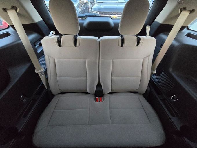 Used Ford Explorer VI, 3.3 l, 2022 in Sharjah by Rebou Najd Used Cars, White color. GCC Specs | AUTO.AE