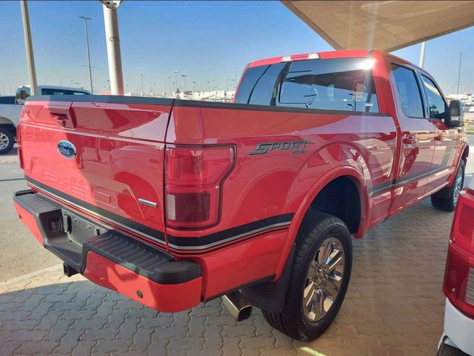Подержанный Ford F-150 XIII Рестайлинг, 3.5 л, 2019 в Шардже от MK Cars Красный цвет. Американская | AUTO.AE