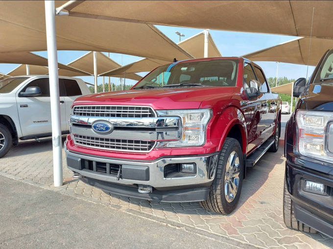 Подержанный Ford F-150 XIII Рестайлинг, 3.5 л, 2019 в Шардже от MK Cars Красный цвет. Американская | AUTO.AE